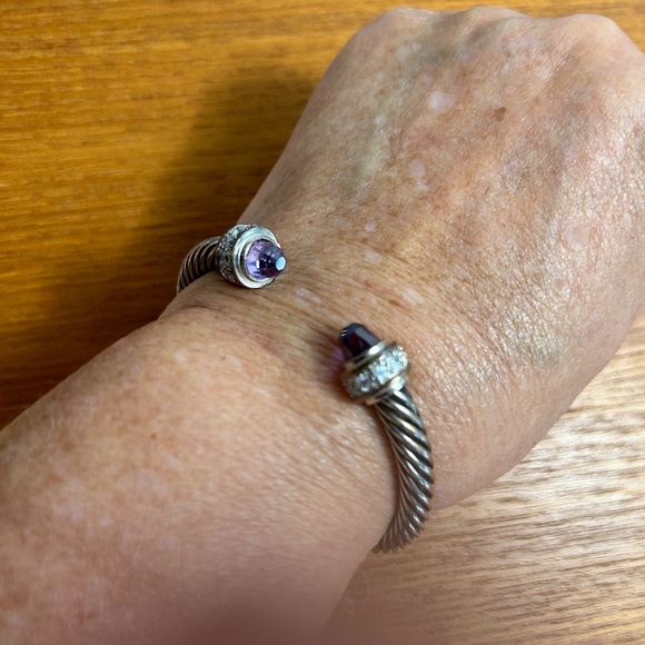New Pretty Bracelet with Amethysts & Clear Crystals - Picture 3 of 4